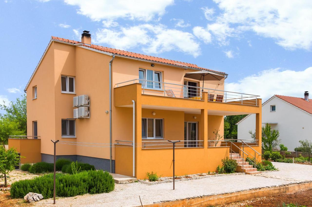 Guesthouse Miranda Np Krka Lozovac Luaran gambar