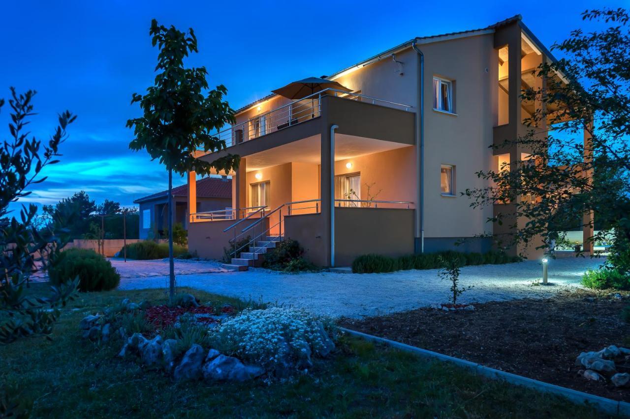 Guesthouse Miranda Np Krka Lozovac Luaran gambar