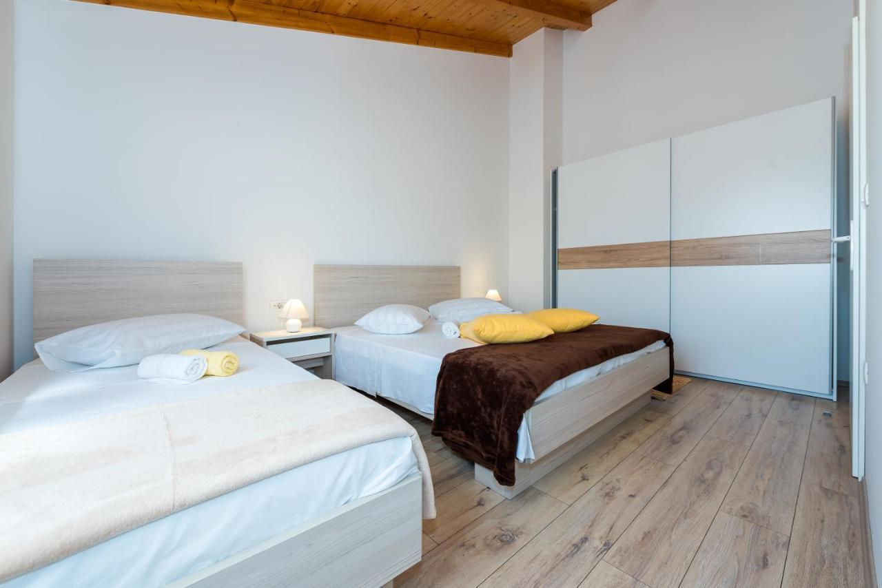 Guesthouse Miranda Np Krka Lozovac Luaran gambar