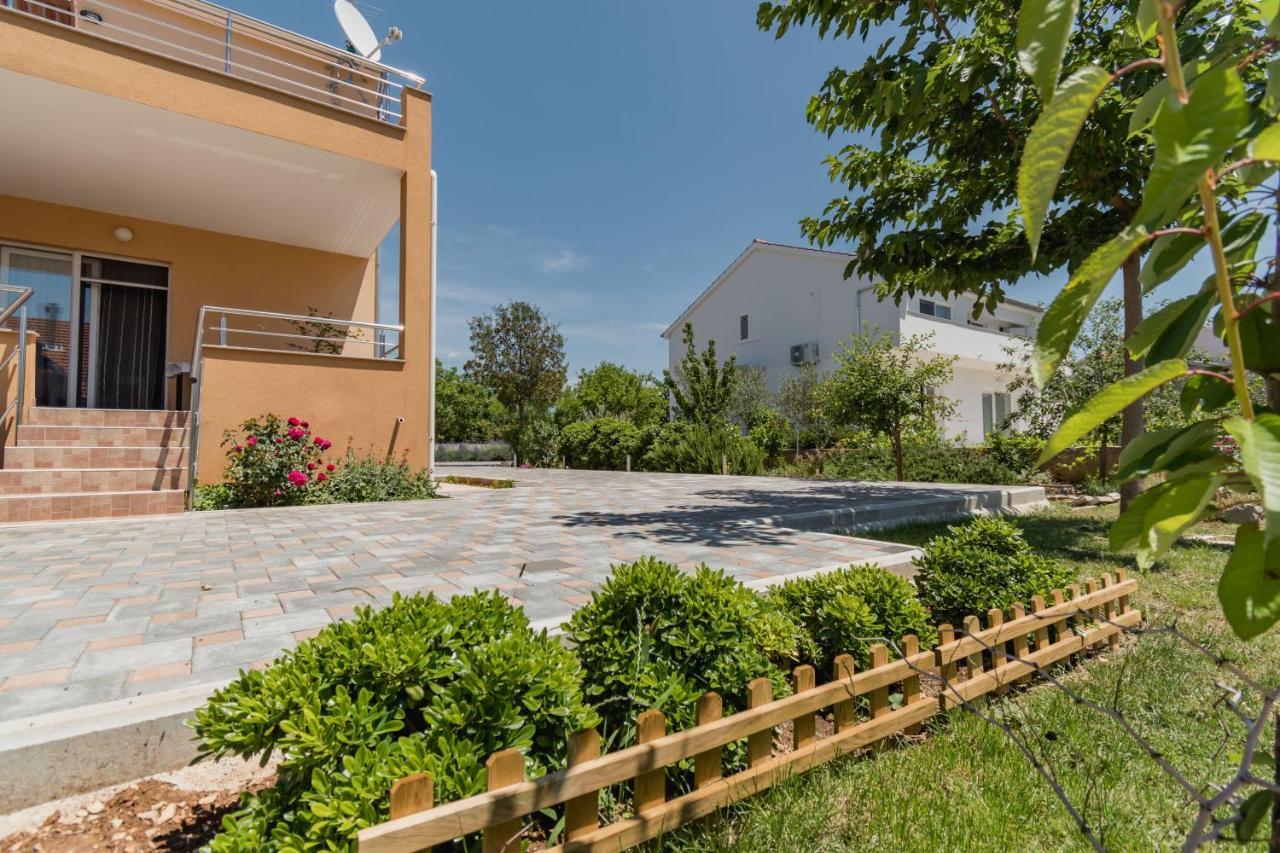 Guesthouse Miranda Np Krka Lozovac Luaran gambar